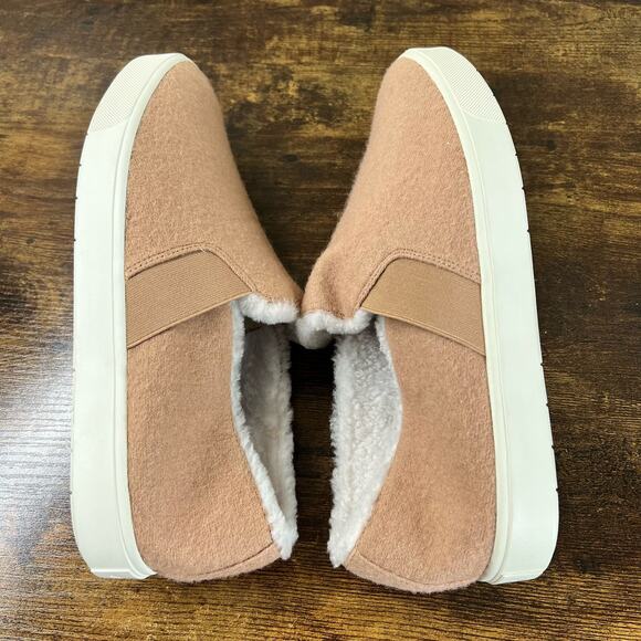 Vince Blair Shearling Sneakers 9 Womens Light Taupe Wool Shearling Lined Slip On - Picture 8 of 13